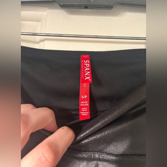 Spanx Faux Black Leather Moto Leggings, Small Petite - Picture 7 of 8